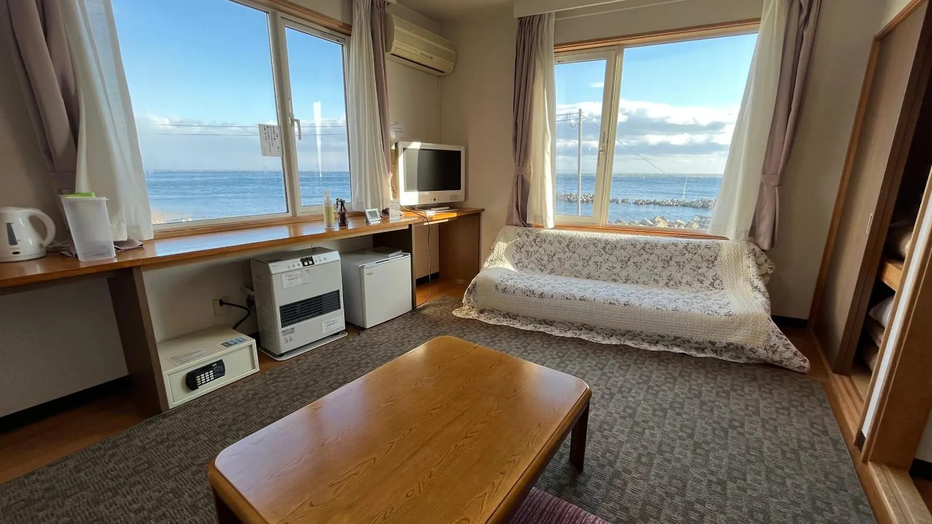 Ryokan Livemax Resort Shiretoko Sea Front Rausu